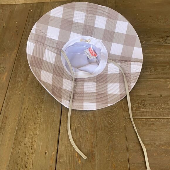 Free People Palmetto Wide Brim Packable Bucket Hat in Ivory & Grey Plaid - Picture 4 of 7